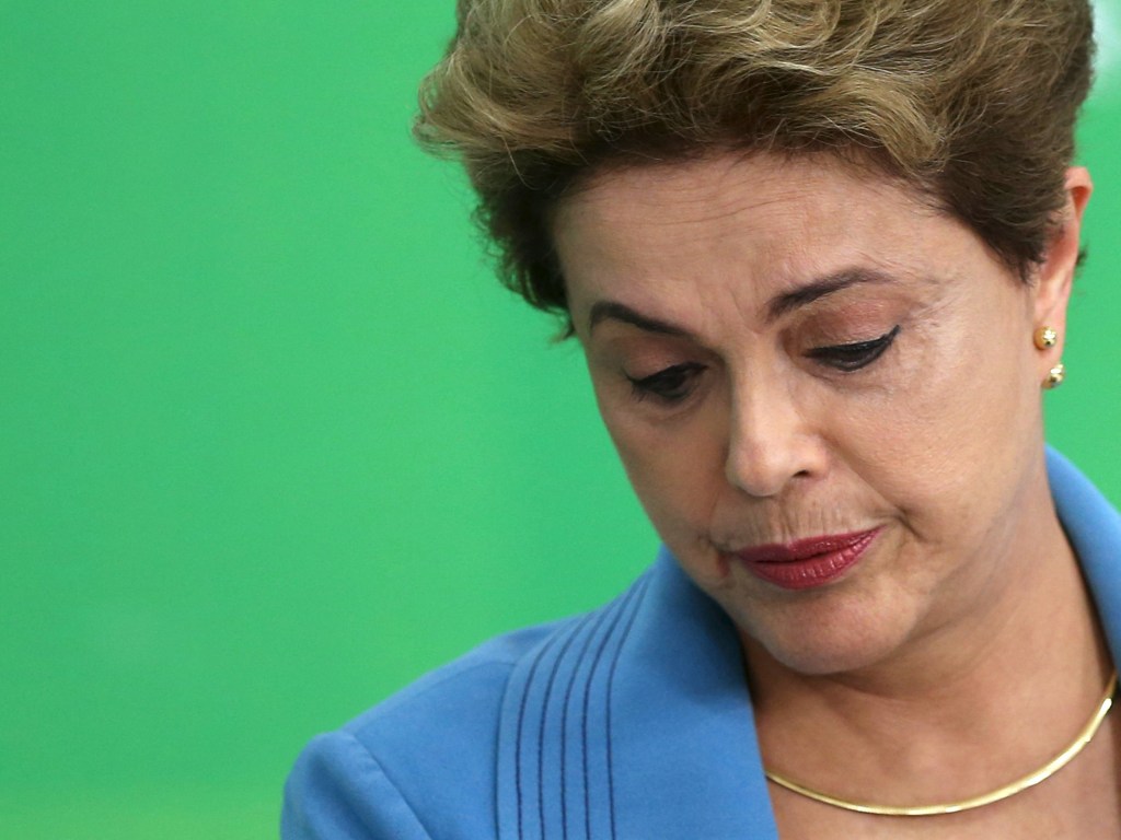 Grupo de parlamentares do PT, PSol, Rede, PSB e PPS quer impedir que Temer substitua Dilma