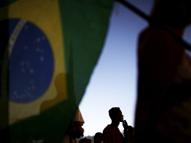 Integrantes do MST (Movimento dos Trabalhadores Rurais Sem Terra), pró-governo da presidente Dilma Rousseff, realizam ato em Brasília (DF)