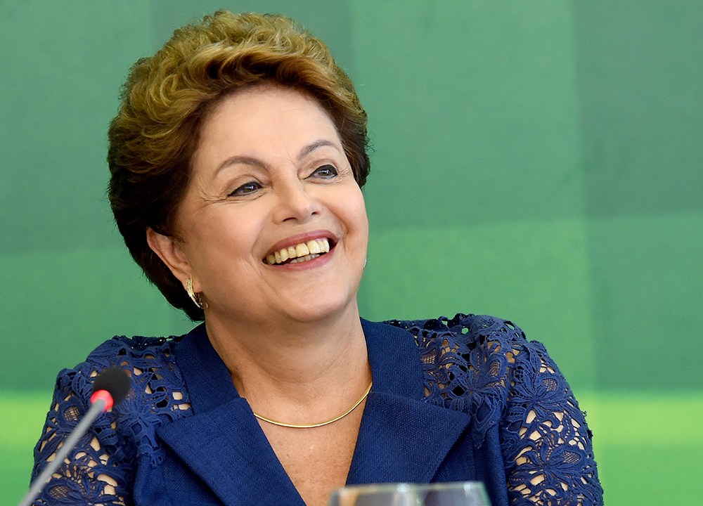 Dilma Rousseff durante reunião com jornalistas na manhã desta segunda-feira (22), no Palácio do Planalto, em Brasília