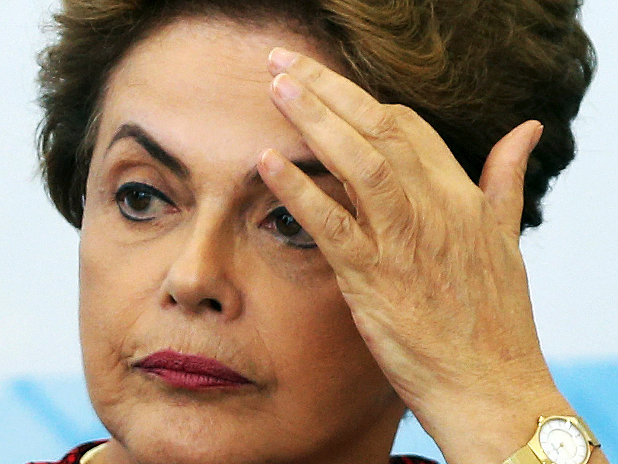 Em outubro, a presidente Dilma Rousseff anunciou que reduziria oito ministérios para enfrentar a crise econômica instalada no país