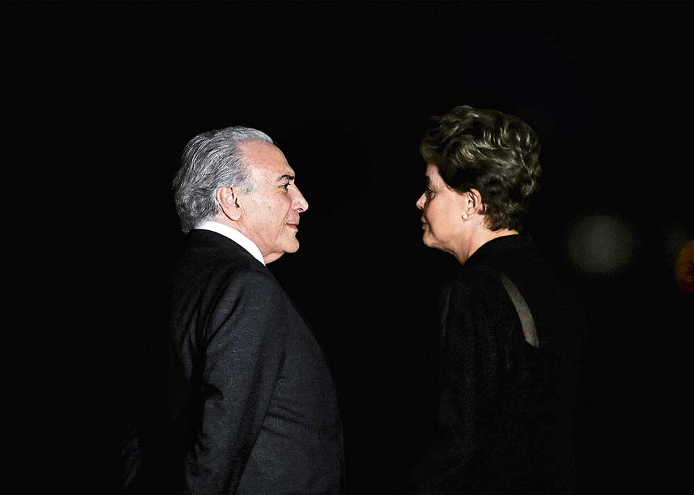A sociedade financeira entre o PT da presidente Dilma Rousseff e o PMDB do vice Michel Temer está ruindo com o avanço da Operação Lava-Jato