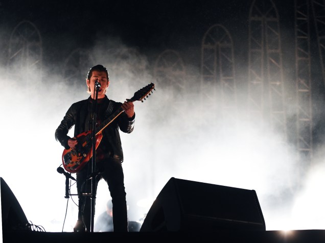 A banda Arctic Monkeys abre a turnê no Brasil em São Paulo/SP