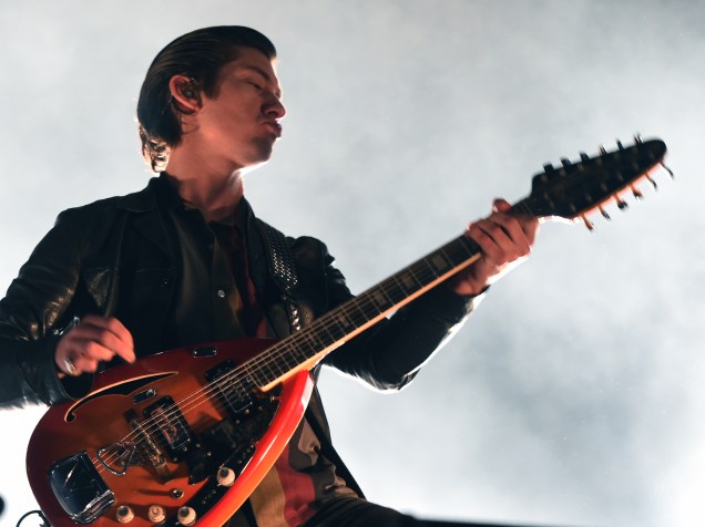 Show do Arctic Monkeys em São Paulo aconteceu nesta sexta (14) na Arena Anhembi