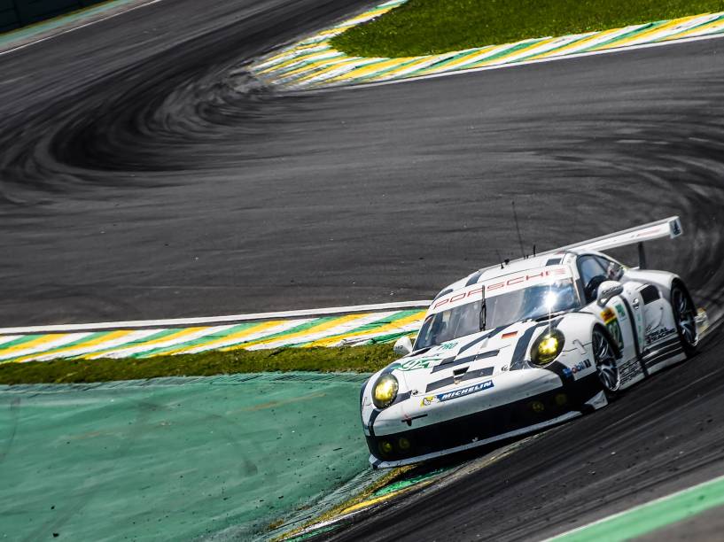 Carros de Le Mans competem nas 6h de São Paulo no autódromo de Interlagos