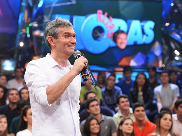 Serginho Groisman durante o Programa Altas Horas da Rede Globo em 2014