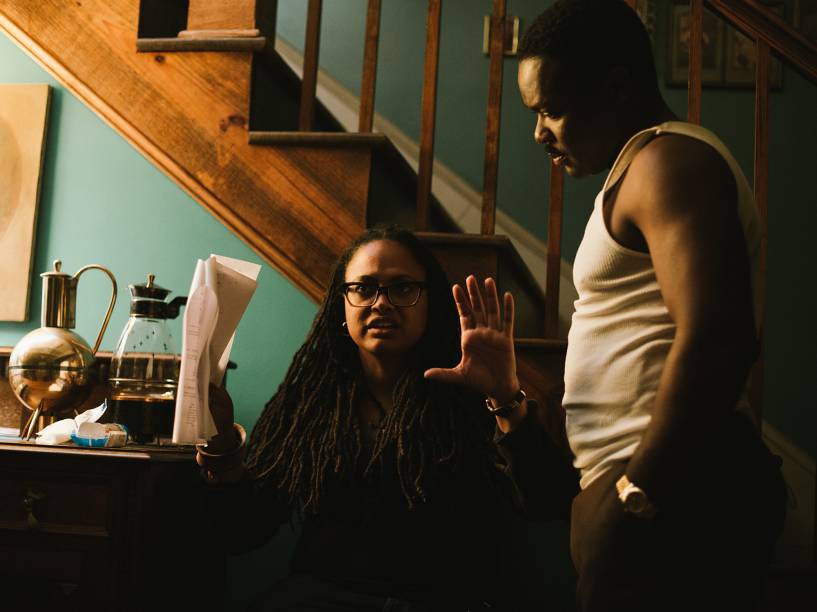 A diretora Ava DuVernay e o ator David Oyelowo nos bastidores do filme Selma