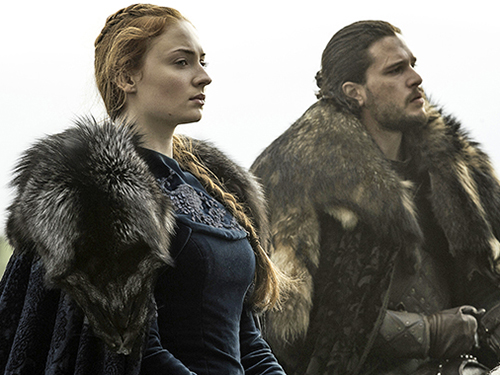 Sansa Stark (Sophie Turner) e Jon Snow em A Batalha dos Bastardos