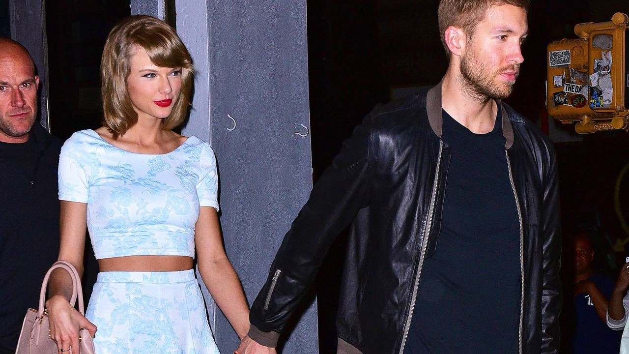 A cantora Taylor Swift e o DJ Calvin Harris, no restaurante L'asso, nos Estados Unidos - 26/05/2015