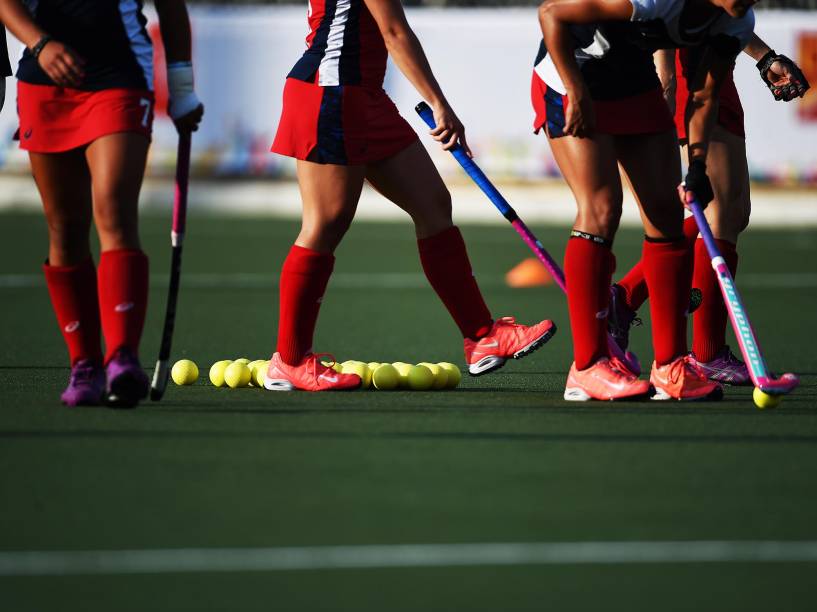 Americanas enfrentam a equipe da Argentina na final do hóquei sobre grama nos Jogos Pan-Americanos, em Toronto, Canadá