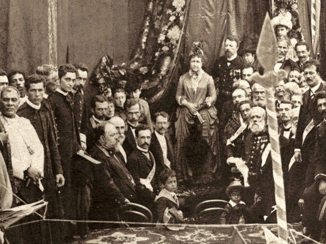 Detalhe da imagem feita por Antonio Luiz Ferreira da Missa Campal de Ação de Graças em homenagem à abolição da escravatura realizada no dia 17 de maio de 1888, no Campo de São Cristóvão, no Rio