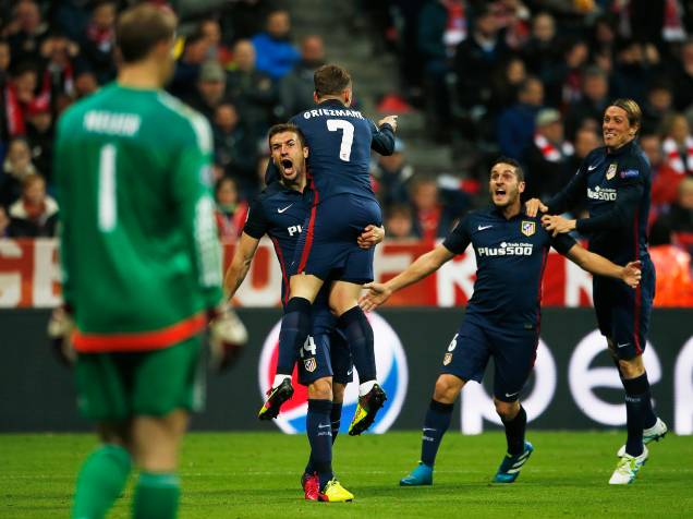 Antoine Griezmann, do Atlético de Madrid, celebra gol marcado contra o Bayern de Munique, no jogo de volta das semifinais da Liga dos Campeões da Europa, realizada no Allianz Arena, na Alemanha - 03/05/2016