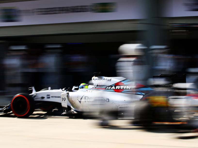 O brasileiro Felipe Massa da Williams terminou a prova na sexta colocação atrás do companheiro de equipe Valtteri Bottas - 29/03/2015