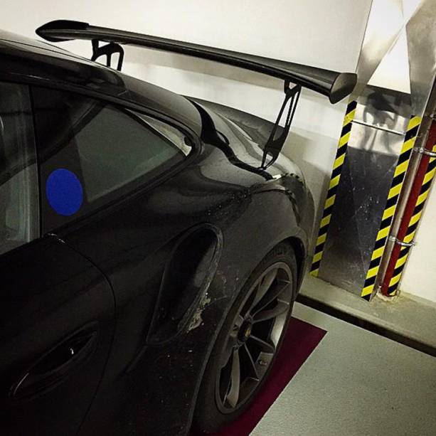 Imagem do que deve ser o novo Porsche 911 GT3 RS