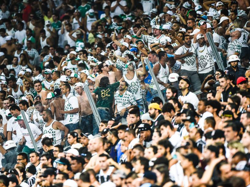 Torcida do Palmeiras faz a festa na Arena Corinthians (Itaquerão)