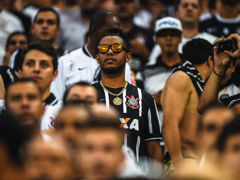 Torcida do Corinthians na partida contra o Palmeiras, válida pela semifinal do Campeonato Paulista