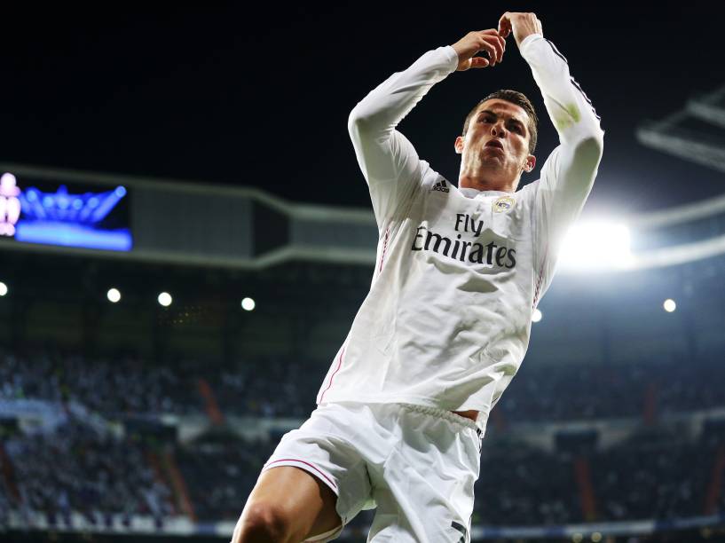 Cristiano Ronaldo comemora gol do Real Madrid na partida contra Schalke 04 pelas oitavas-de-final da Liga dos Campeões - 10/03/2015