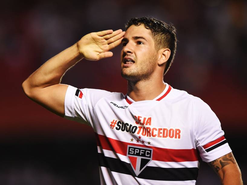 Palmeiras e Corinthians buscam melhor campanha da 1ª fase do Paulistão