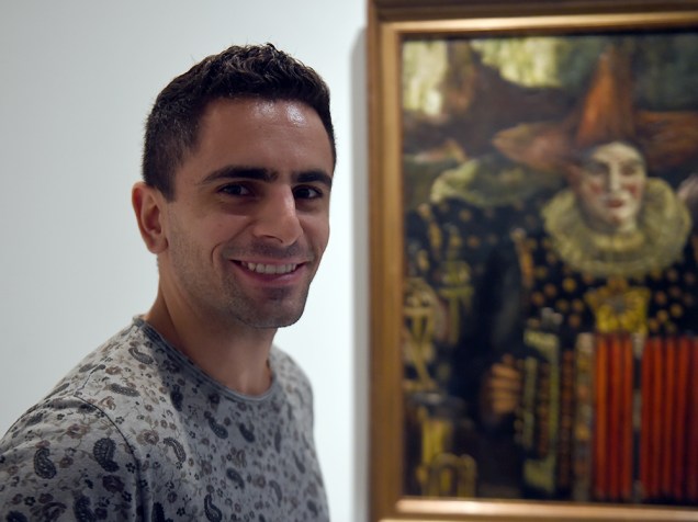 Hebert Quintanilha, 26, designer de São Paulo na exposição Picasso e a Modernidade Espanhola, em São Paulo