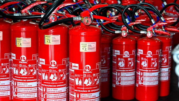 Estoque de extintores ABC: obrigatoriedade do equipamento foi adiada