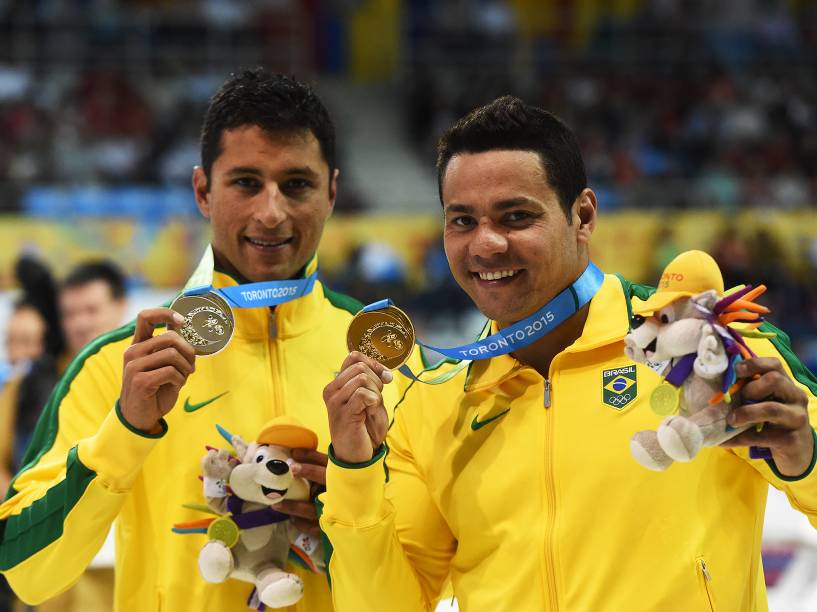 O nadador brasileiro Felipe França conquista a medalha de ouro nos 100m peito, Felipe Lima ficou com a prata - 17/07/2015