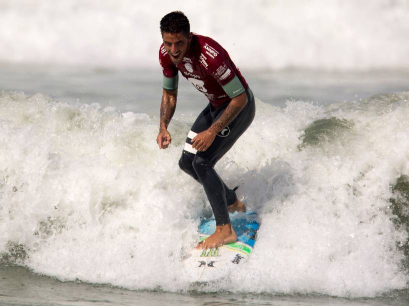 Filipe Toledo na final do Rio Pro 2015, etapa brasileira do Circuito Mundial de Surfe