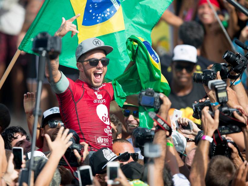 Filipe Toledo vence o Rio Pro 2015, etapa brasileira do Circuito Mundial de Surf