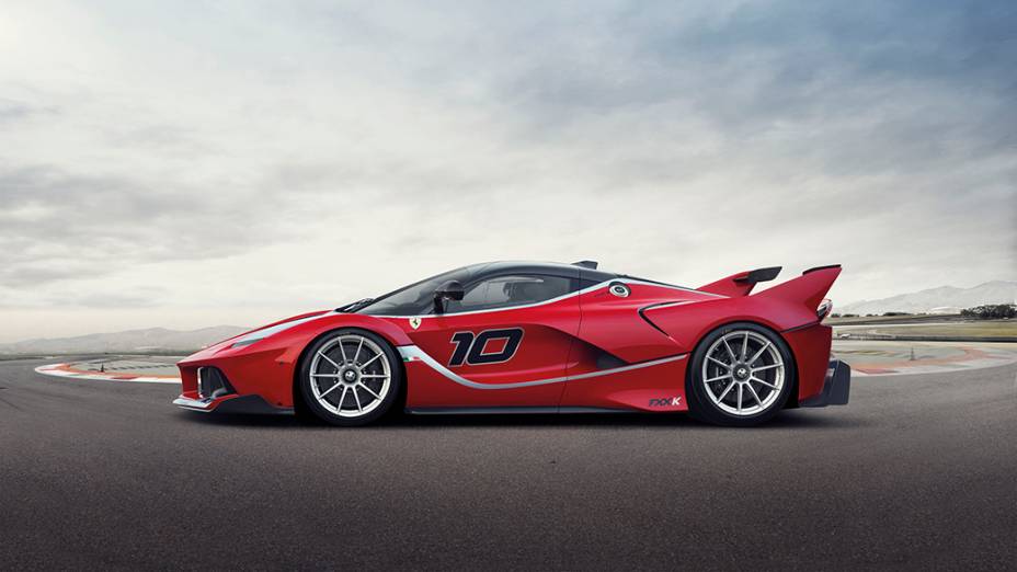 A nova Ferrari FXX K: só 32 unidades - todas vendidas