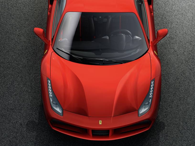 A nova Ferrari 488 GTB: 4,5 metros de comprimento, 1,9 metro de largura 1.370 quilos