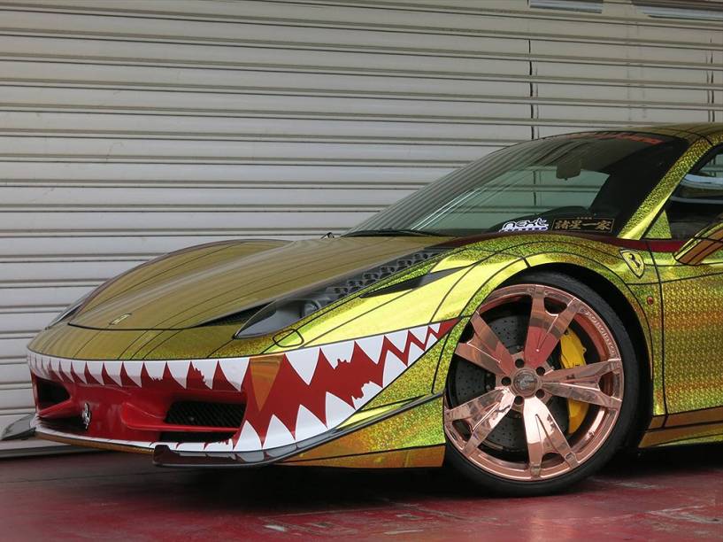 Ferrari Golden Shark
