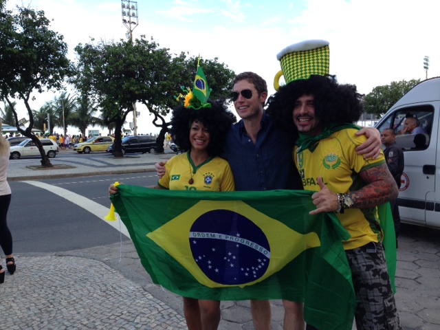 Torcedores em Copacabana