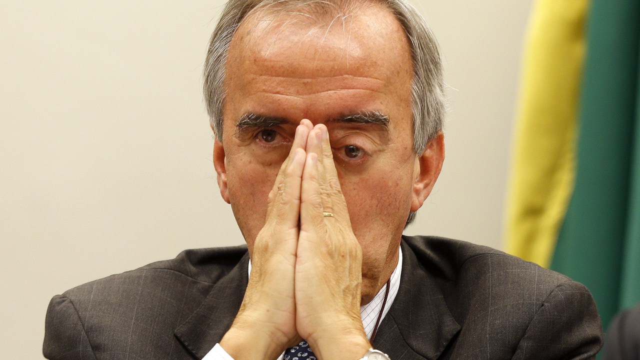 Nestor Cerveró: condenado, ele negocia delação