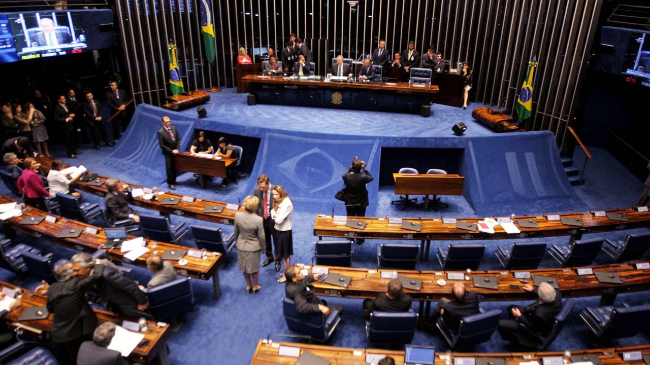 Senado decide pelo afastamento de Dilma Rousseff