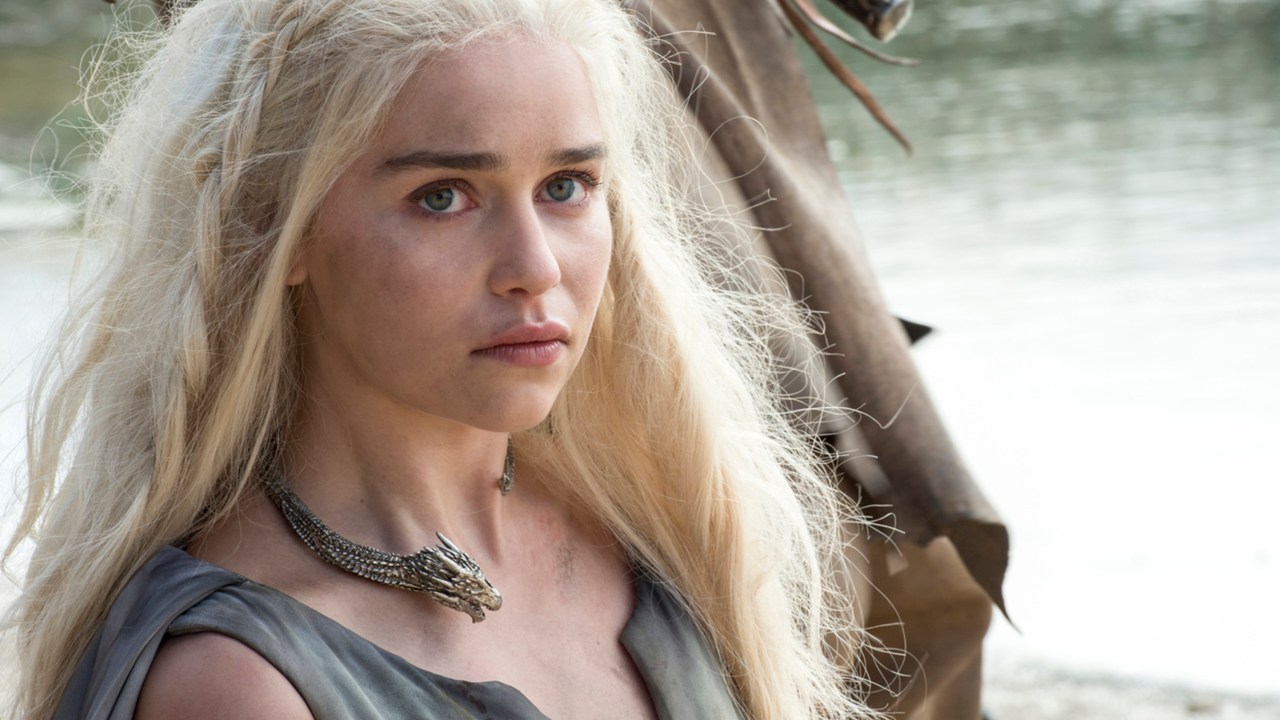 Emilia Clarke (Daenerys Targaryen), em cena da sexta temporada da série 'Game of Thrones'