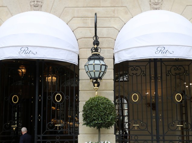Fachada do Ritz Hotel, localizado em Paris