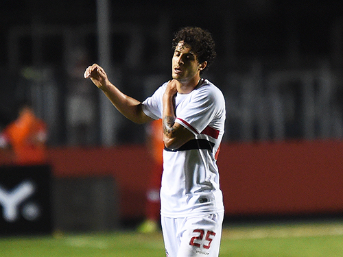 Hudson, lateral direito do São Paulo