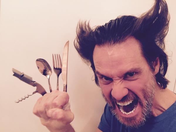 Jim Carrey finge ser Wolverine