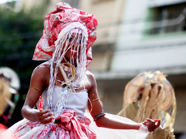 O Bloco Afro Ilú Oba De Min é um bloco composto exclusivamente por mulheres e desde 2005 sai às ruas de São Paulo celebrando a cultura afro-brasileira e destacando a participação das mulheres no mundo