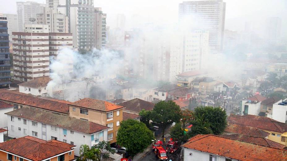 Local da queda de aeronave em Santos, no litoral paulista
