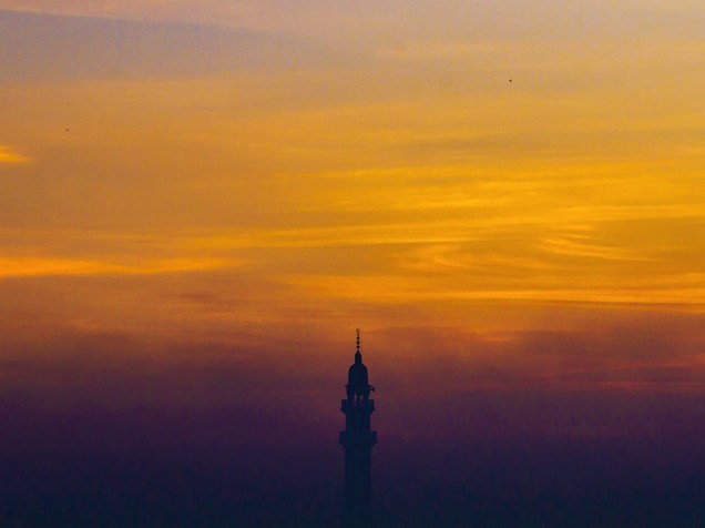 Detalhe de um minarete em Lahore, no Paquistão - 06/11/2014