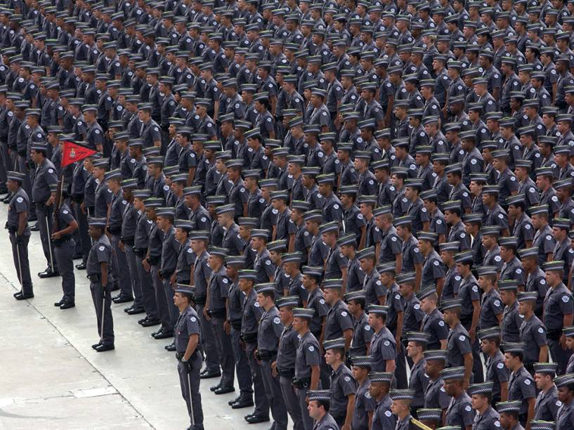 Formatura de 1.598 soldados de 2ª classe da Polícia Militar de São Paulo na manhã desta sexta-feira (21), no Sambódromo do Anhembi, na zona norte de São Paulo