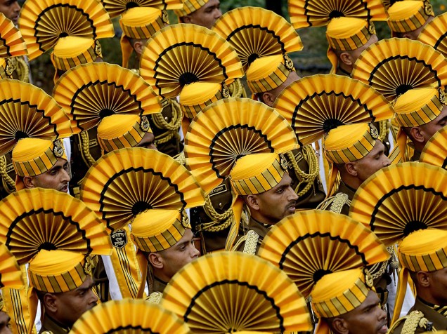 Militares ensaiam para o desfile do 66º Dia da República em Nova Déli, na Índia