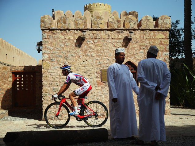 Ciclista espanhol Daniel Moreno Fernandez participa da segunda fase do Tour de Omã - 18/02/2015