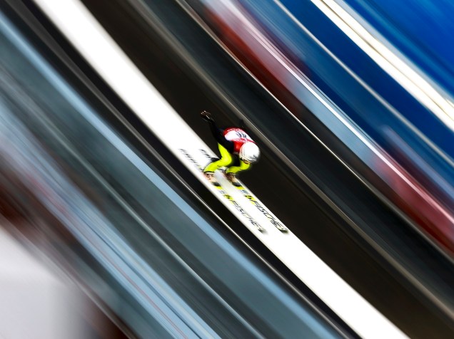 Iraschko-Stolz, da Áustria, treina para o campeonato mundial de Ski em Falun, na Suécia
