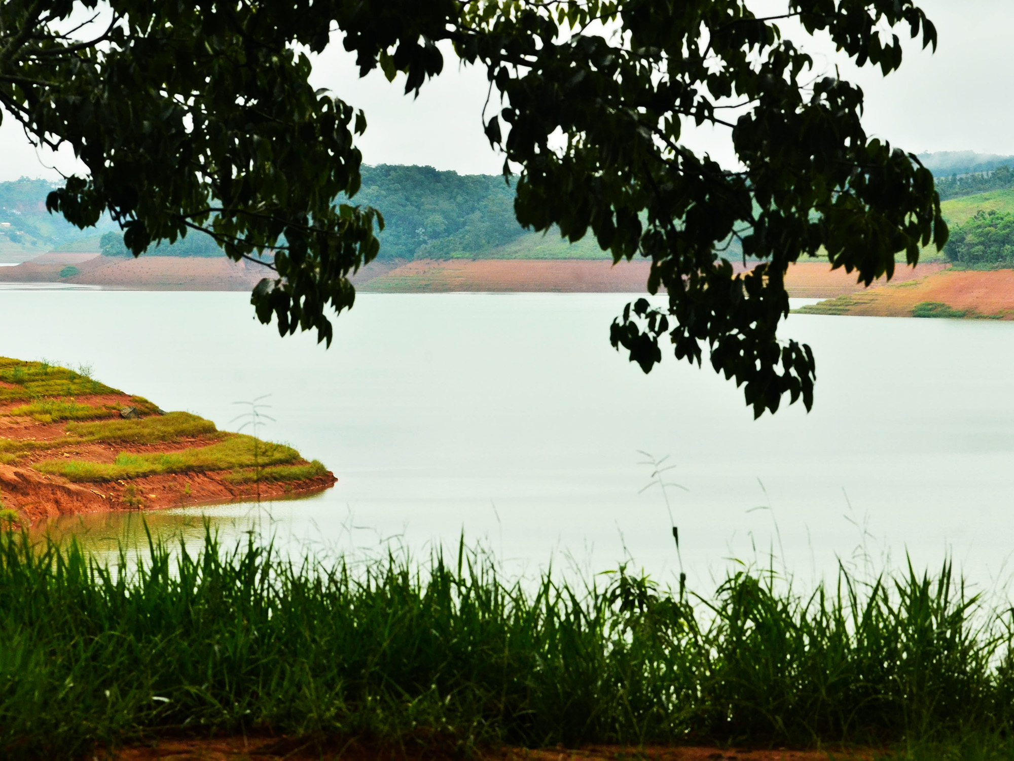 Vista da represa Jaguari/Jacareí, no interior de São Paulo, que integra o sistema Cantareira