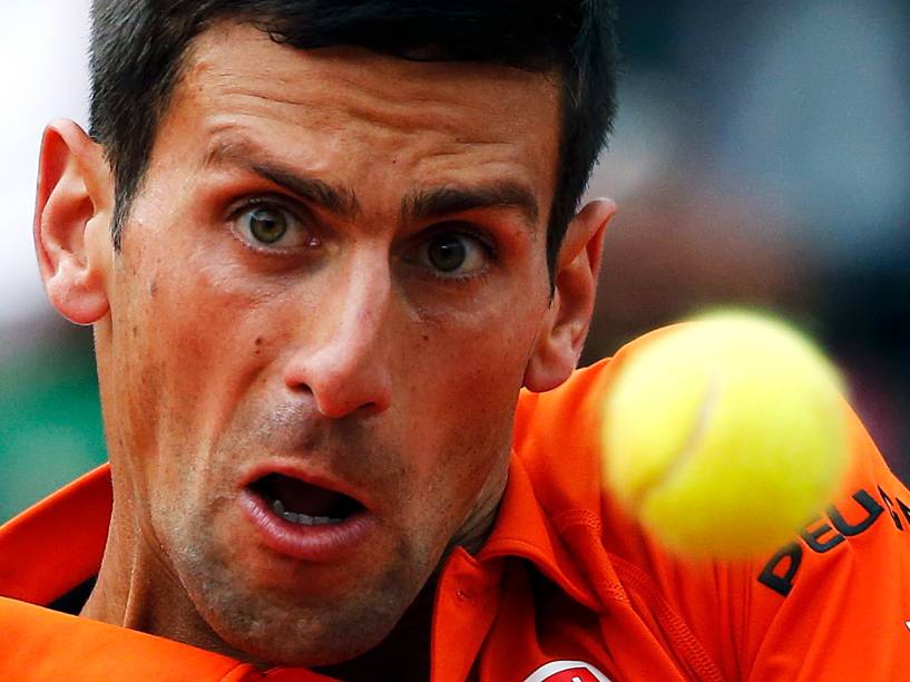 O sérvio Novak Djokovic durante partida contra Jarkko Nieminen da Finlândia