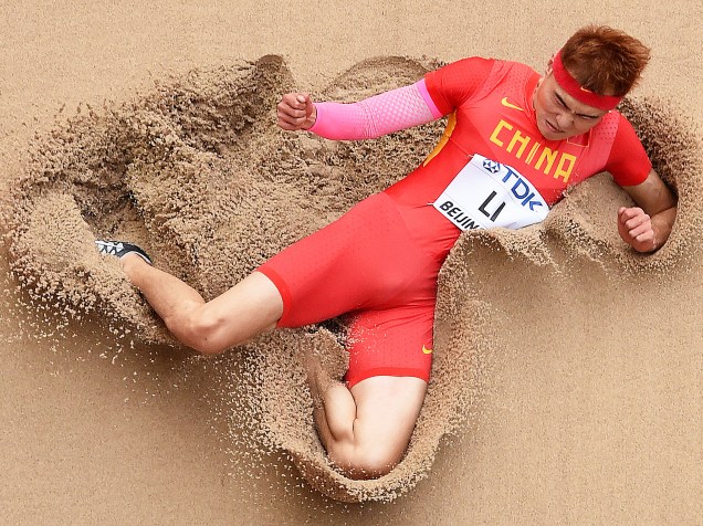 O atleta chinês Li Jinzhe, durante o Campeonato Mundial de Atletismo no Estádio Nacional de Pequim, China - 24/08/2015