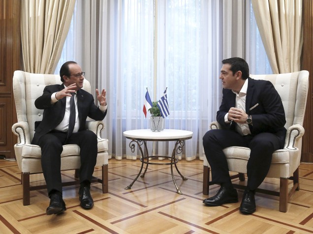 O primeiro-ministro grego, Alexis Tsipras, se reúne com o presidente francês, François Hollande, em Atenas (Grécia) 23/10/2015