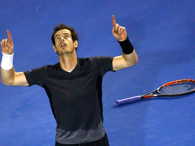 O tenista britânico Andy Murray, número dois do ranking mundial, qualificou-se esta segunda-feira (25) para os quartas de final do Open da Austrália, primeiro Grand Slam da temporada<br>