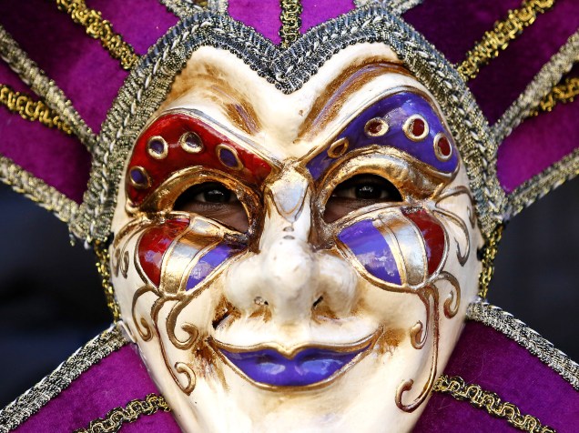 Folião participa das celebrações do Mardi Gras, tradicional festa de Carnaval realizada em Nova Orleans, Estado de Louisiana nos Estados Unidos - 09/02/2016