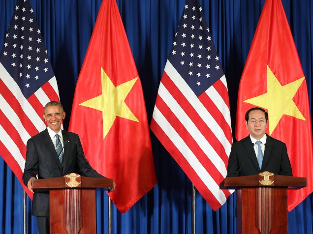  O presidente dos EUA, Barack Obama e o presidente do Vietnã, Tran Dai Quang durante coletiva no Palácio Presidencial em Hanói - 23/05/2016